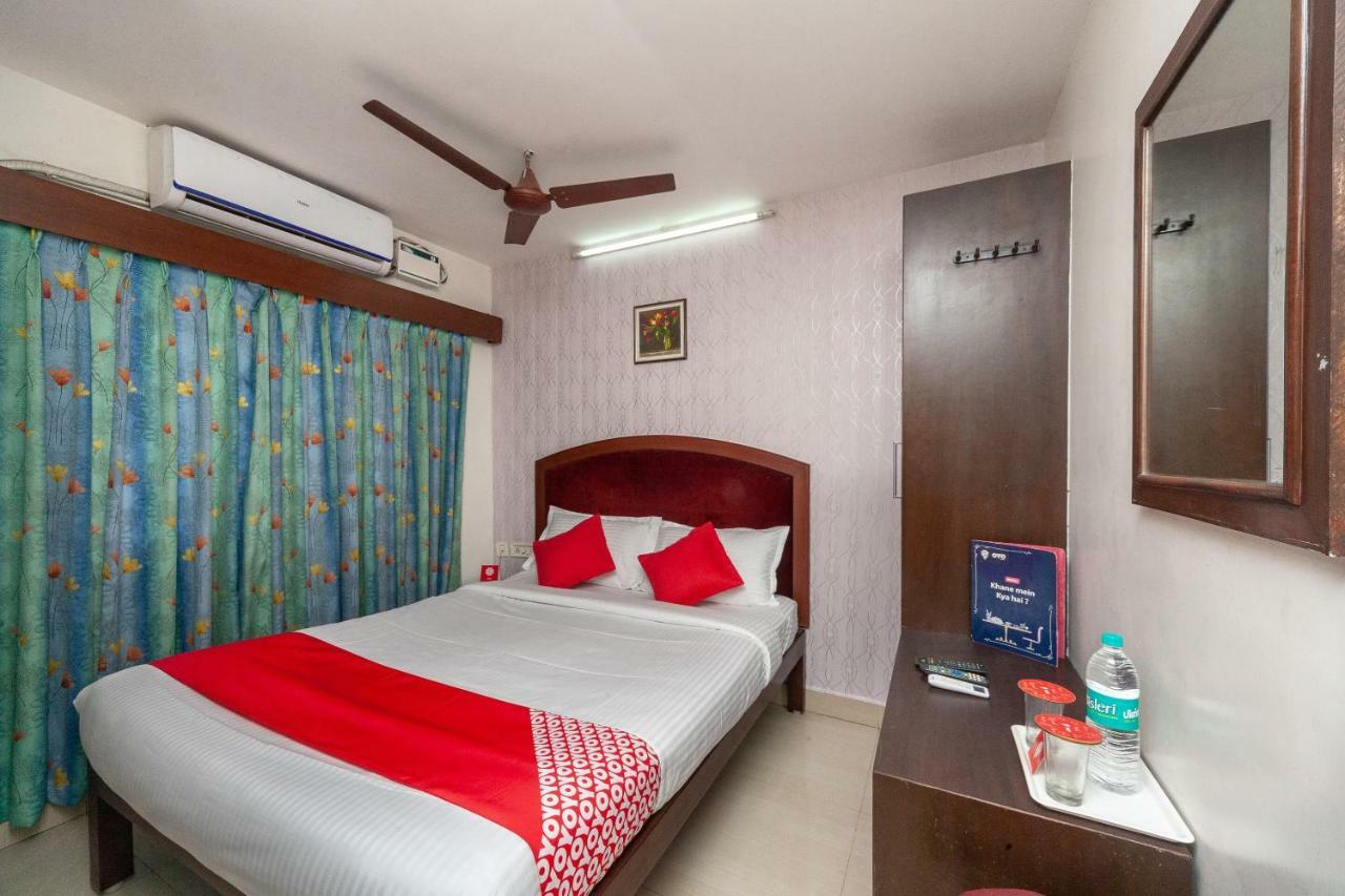 Oyo 8410 Rajeswari Tower Hotel Madras Buitenkant foto